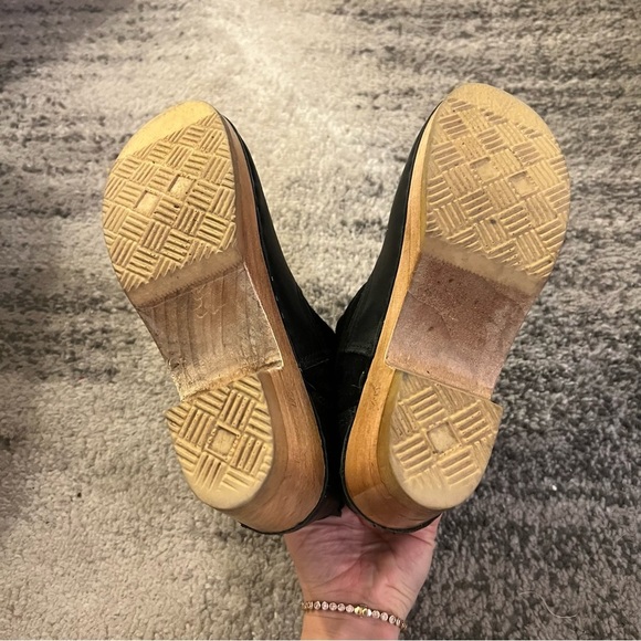 No. 6 Shearling Lined Clog Boots - Picture 10 of 10